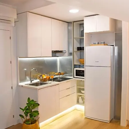 Holidays2malaga Trinidad Renovated 1 Bedroom Penthouse Close To Center * Málaga