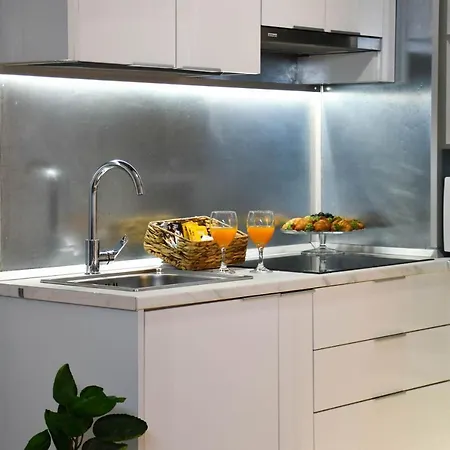 Apartamento Holidays2malaga Trinidad Renovated 1 Bedroom Penthouse Close To Center Málaga
